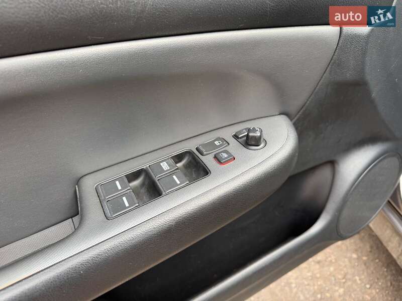 Седан Honda Accord 2006 в Харькове