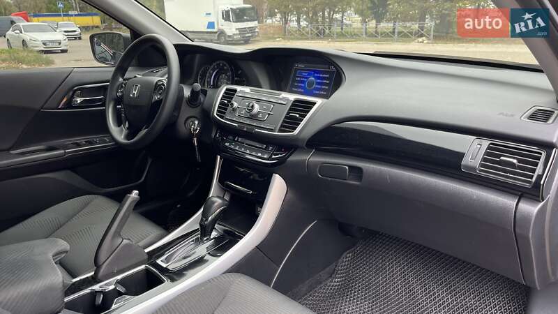 Седан Honda Accord 2017 в Николаеве