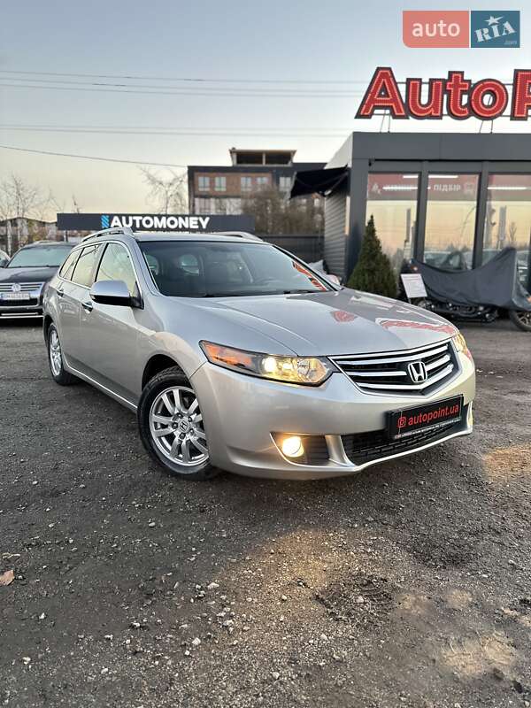 Универсал Honda Accord 2010 в Белогородке фото 3 Универсал Honda Accord 2010 в Белогородке