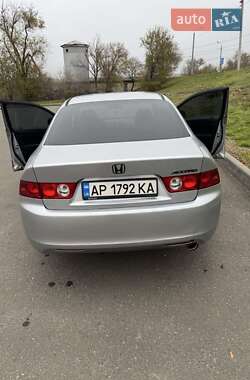 Седан Honda Accord 2004 в Кривом Роге