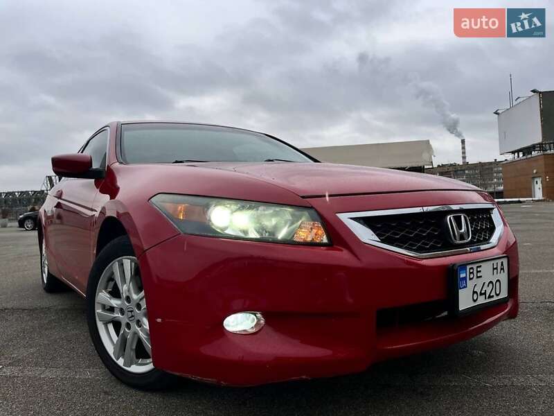 Купе Honda Accord 2008 в Киеве