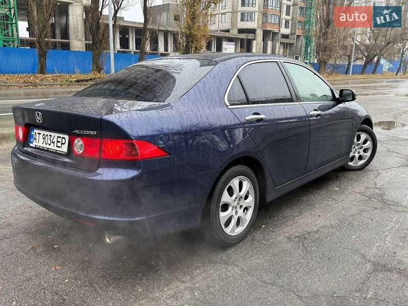 Седан Honda Accord 2006 в Чернигове