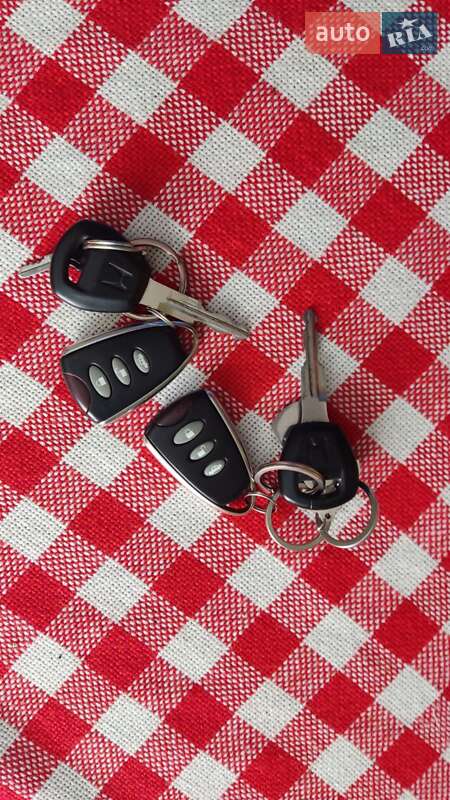 Седан Honda Accord 1999 в Барановке фото 12 Седан Honda Accord 1999 в Барановке