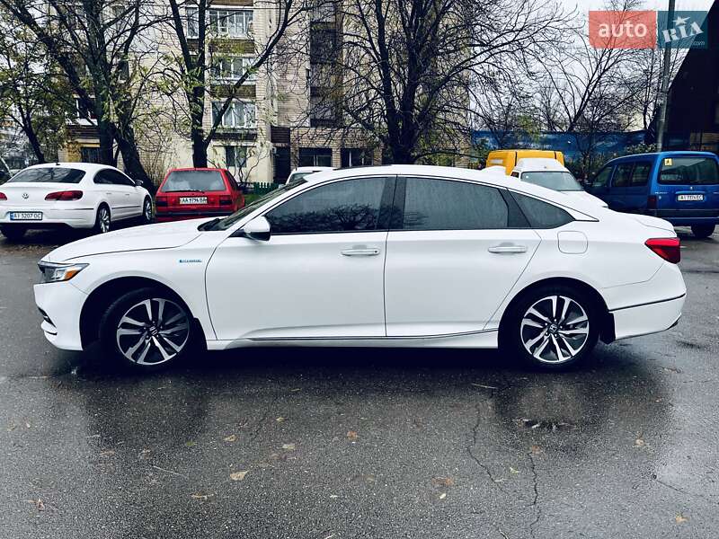 Седан Honda Accord 2019 в Киеве