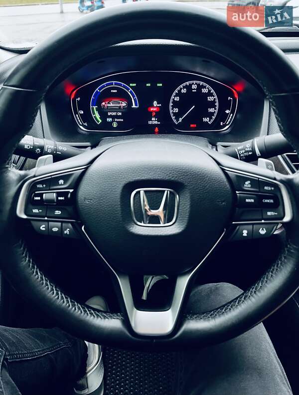 Седан Honda Accord 2019 в Киеве