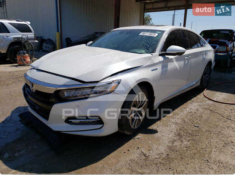 Седан Honda Accord 2019 в Киеве