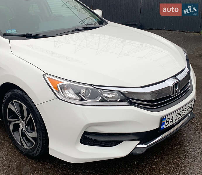 Седан Honda Accord 2016 в Киеве фото 3 Седан Honda Accord 2016 в Киеве