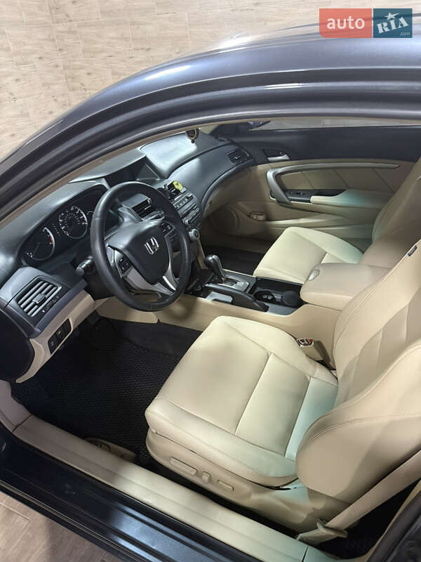 Купе Honda Accord 2008 в Харькове