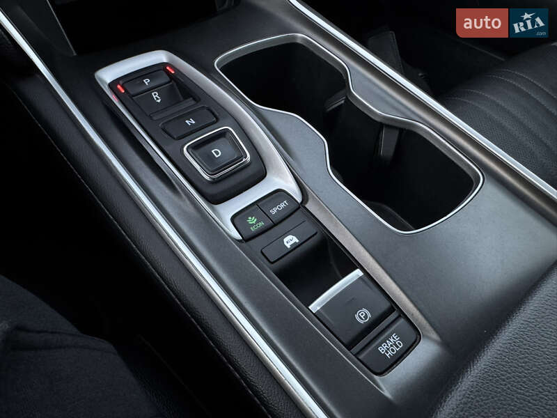Седан Honda Accord 2020 в Днепре