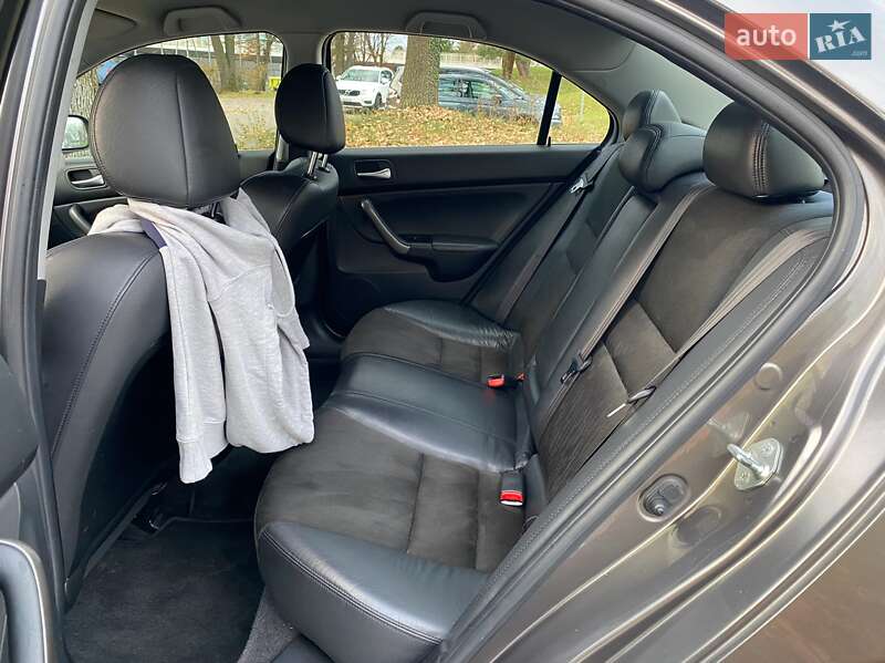 Седан Honda Accord 2008 в Киеве