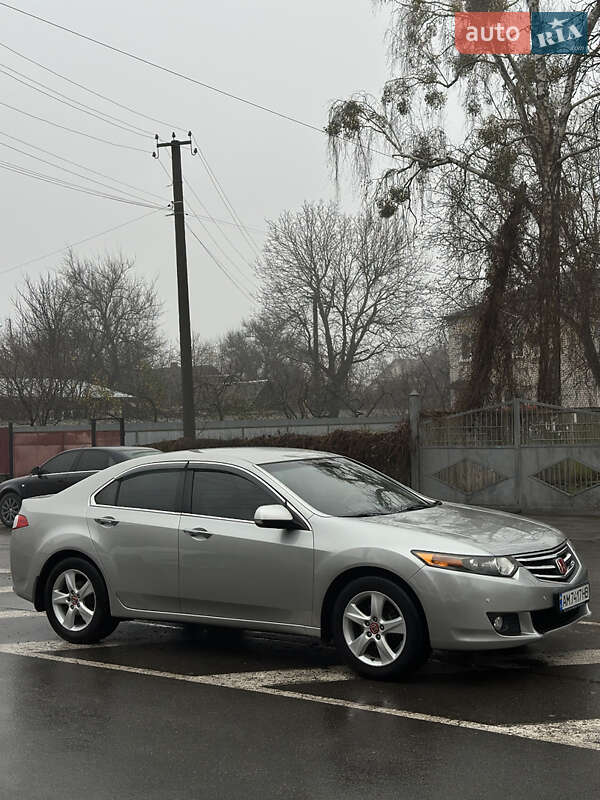 Седан Honda Accord 2010 в Радомишлі фото 5 Седан Honda Accord 2010 в Радомишлі