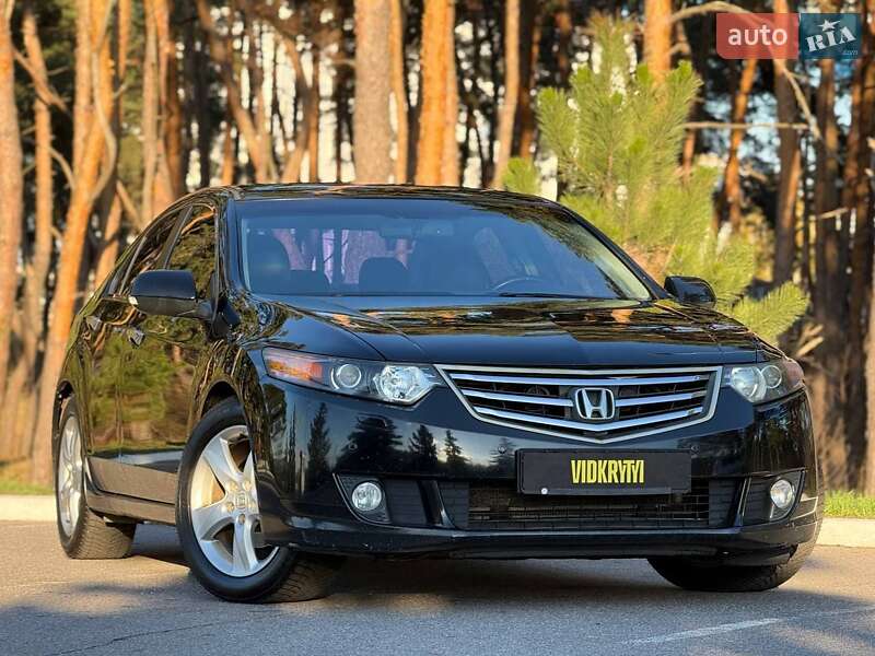 Седан Honda Accord 2008 в Киеве