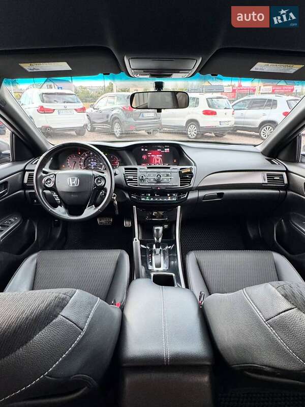 Седан Honda Accord 2017 в Кропивницькому