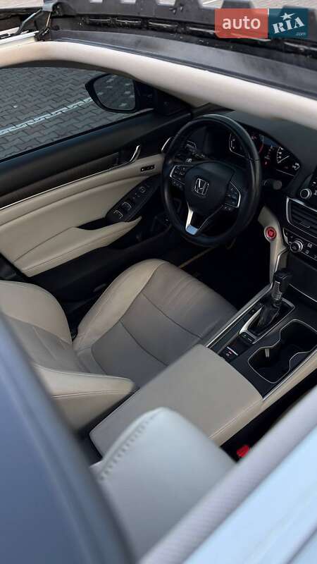 Седан Honda Accord 2018 в Одессе