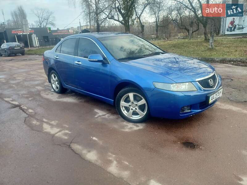 Седан Honda Accord 2004 в Чернігові
