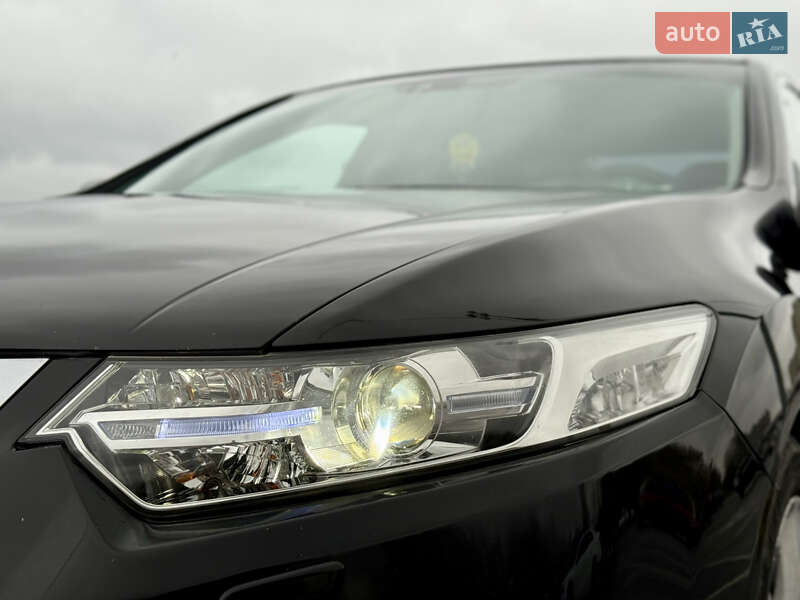 Седан Honda Accord 2011 в Киеве