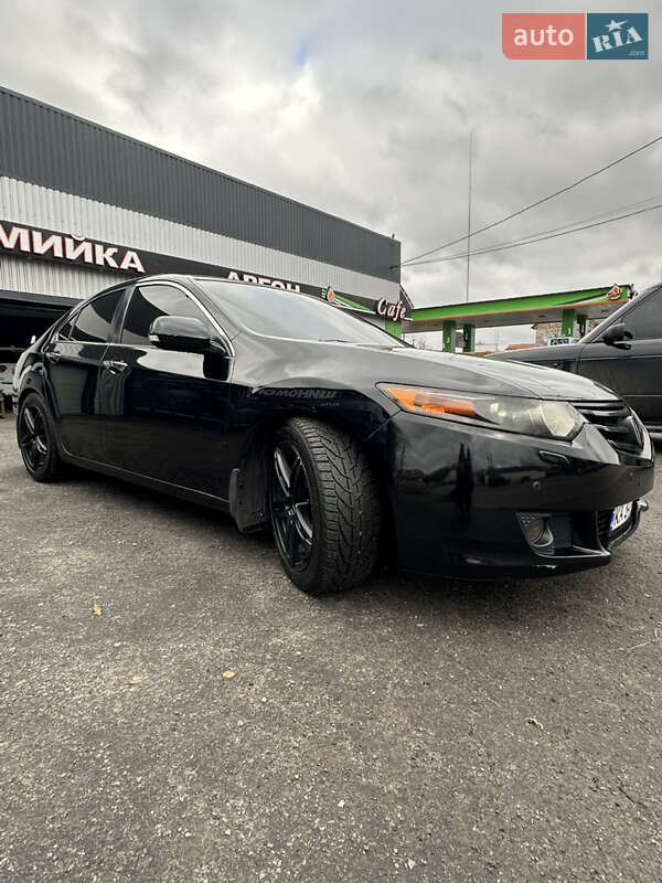 Седан Honda Accord 2010 в Житомире