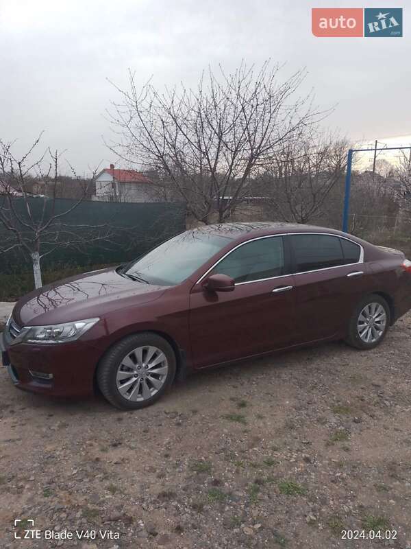 Седан Honda Accord 2013 в Чорноморську