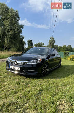 Седан Honda Accord 2015 в Києві