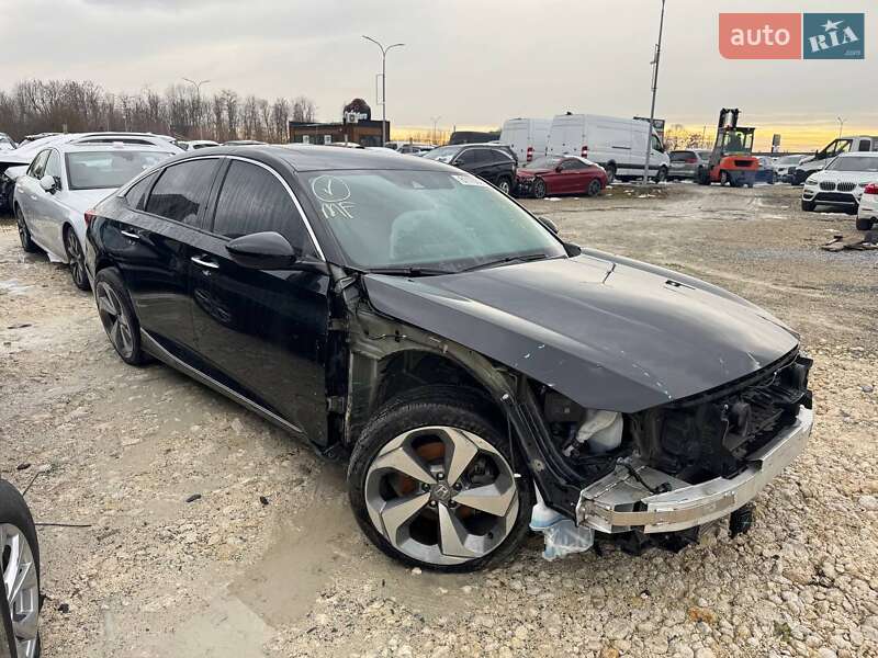 Седан Honda Accord 2018 в Львове