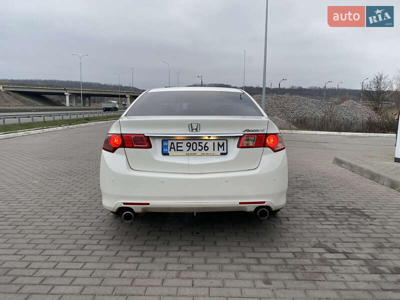 Седан Honda Accord 2011 в Полтаві