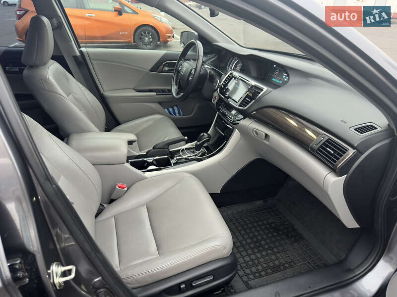 Седан Honda Accord 2017 в Києві