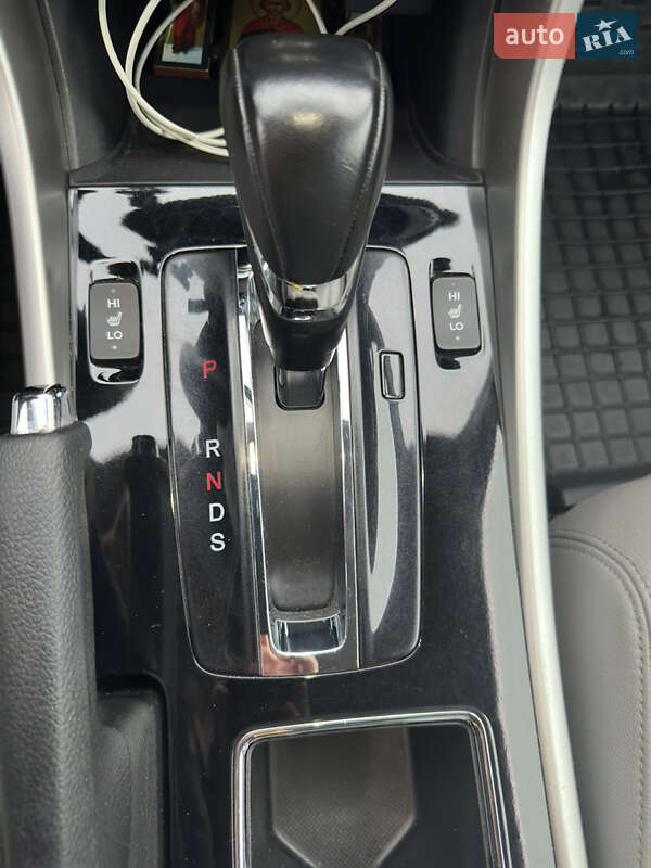 Седан Honda Accord 2017 в Києві