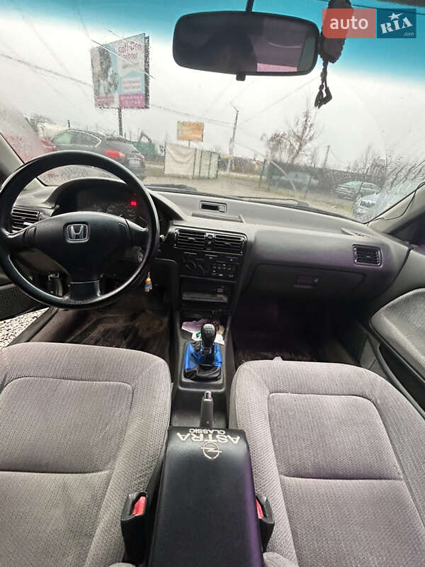 Седан Honda Accord 1993 в Києві