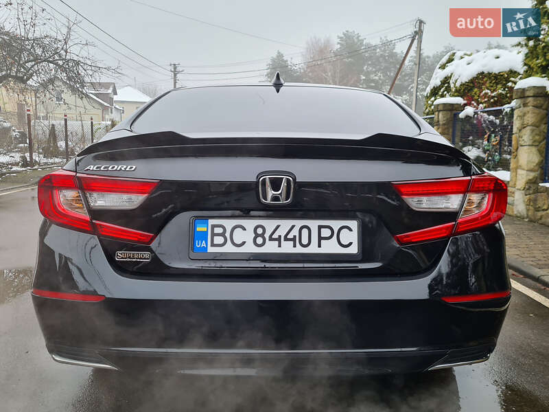 Седан Honda Accord 2018 в Львове