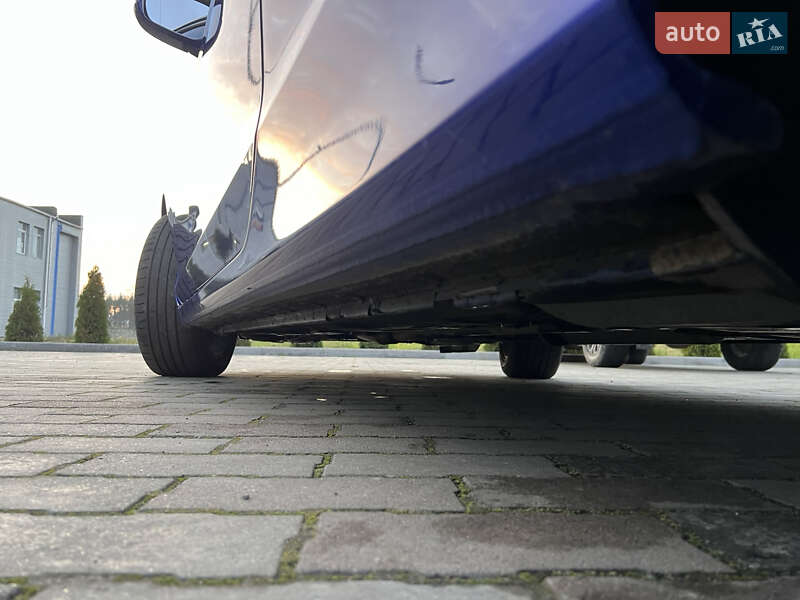 Купе Honda Accord 2012 в Малине