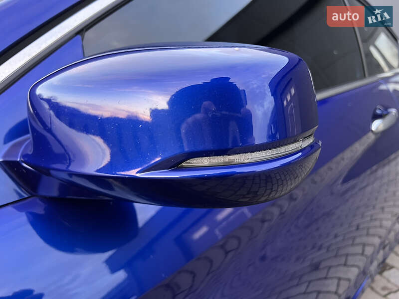 Купе Honda Accord 2012 в Малине