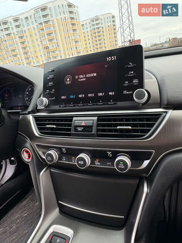 Седан Honda Accord 2020 в Буче