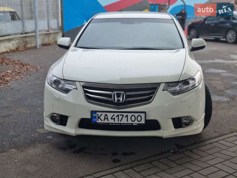 Honda Accord 2011