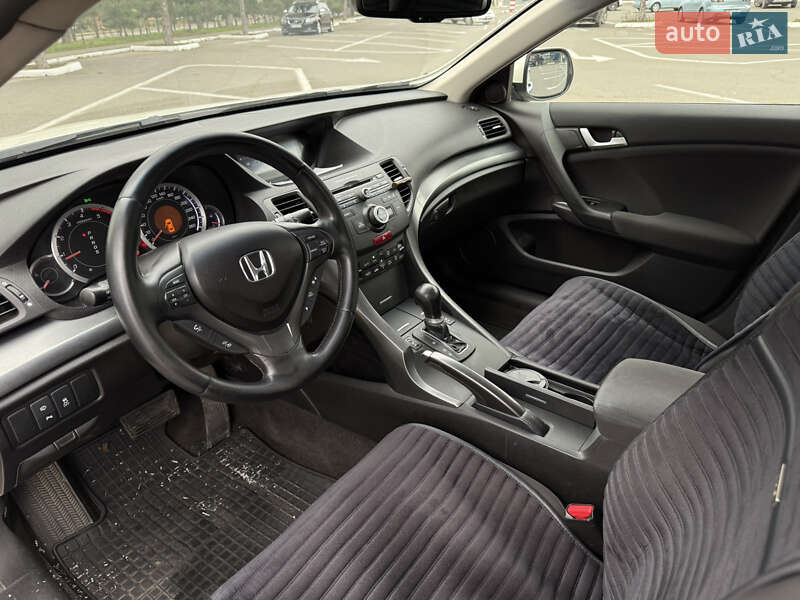 Седан Honda Accord 2011 в Одесі