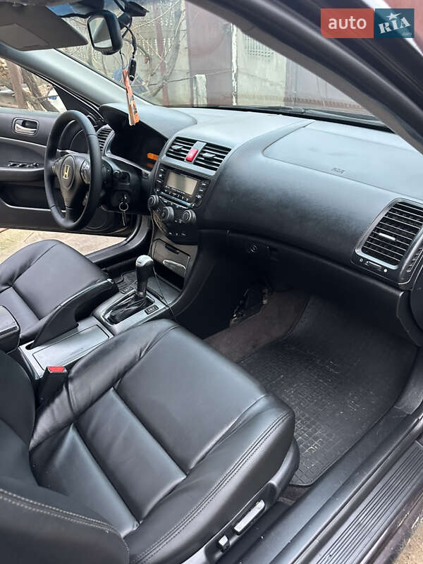 Седан Honda Accord 2006 в Белгороде-Днестровском