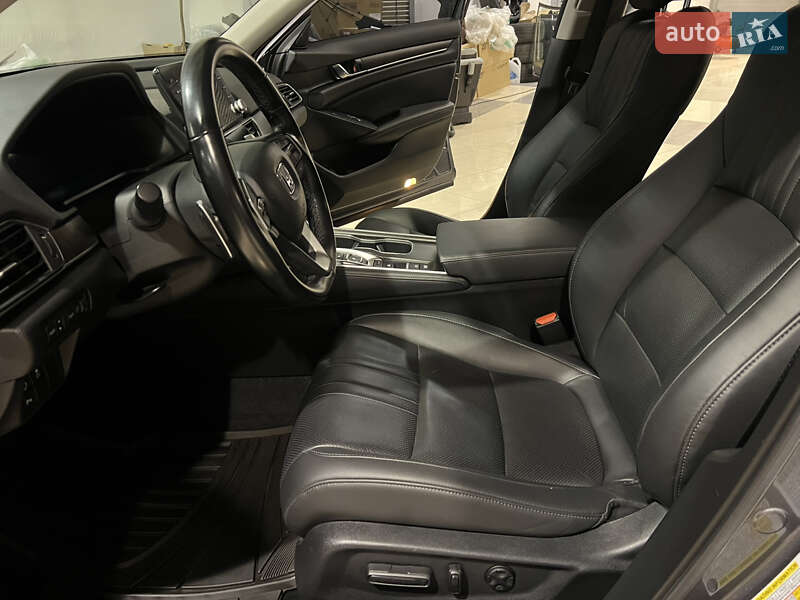 Седан Honda Accord 2021 в Одессе