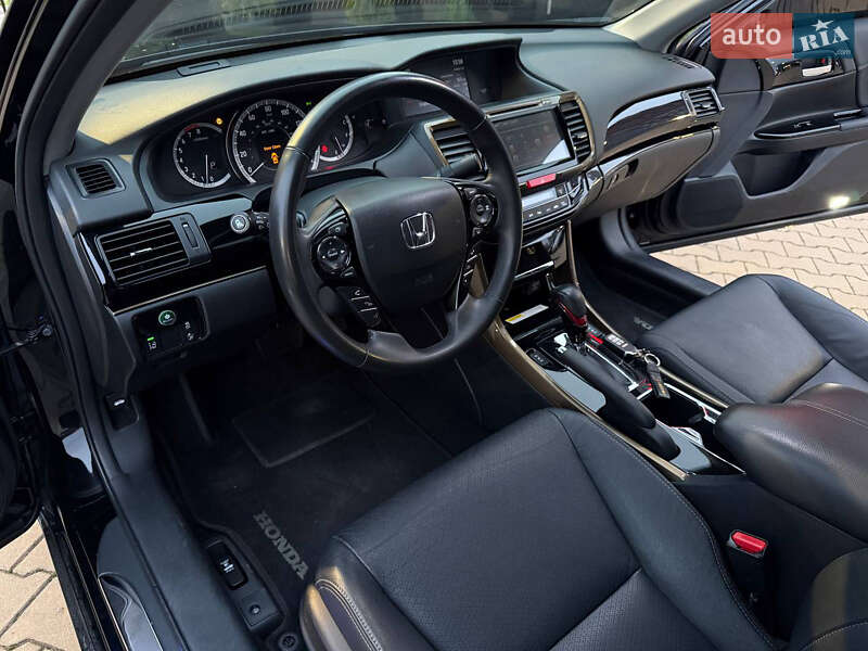 Седан Honda Accord 2017 в Києві фото 7 Седан Honda Accord 2017 в Києві