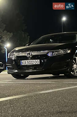 Седан Honda Accord 2017 в Киеве
