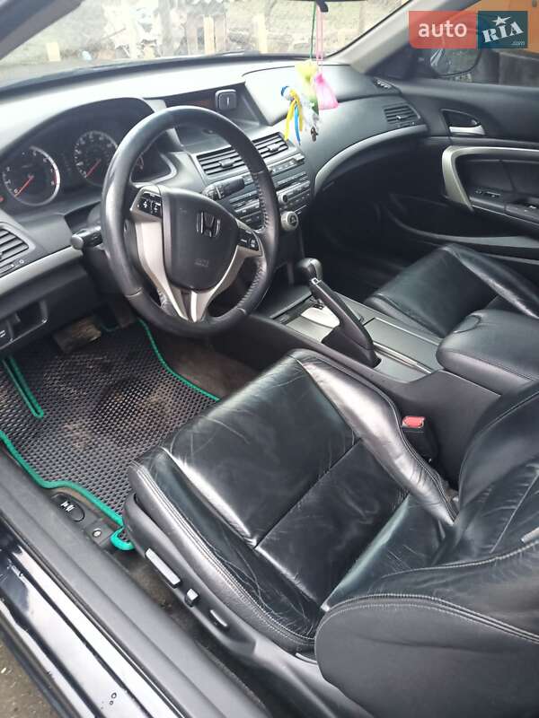 Купе Honda Accord 2008 в Новомосковську