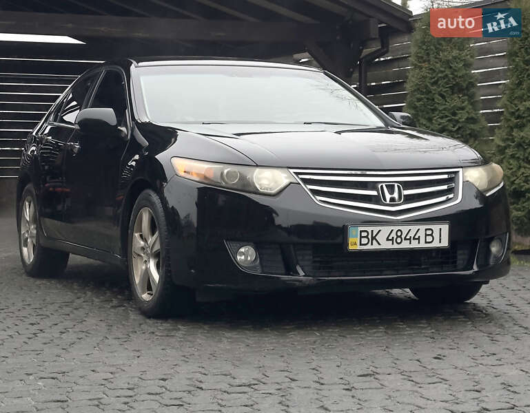 Седан Honda Accord 2008 в Ровно