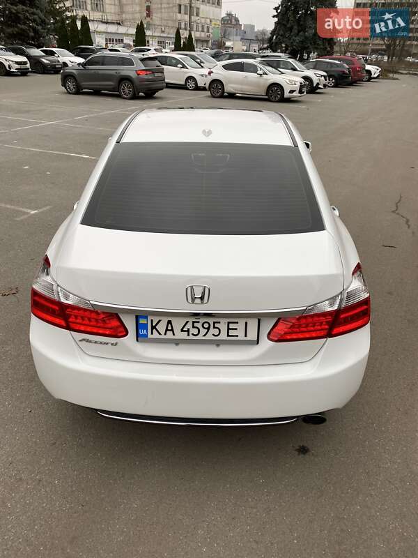 Седан Honda Accord 2015 в Киеве фото 2 Седан Honda Accord 2015 в Киеве