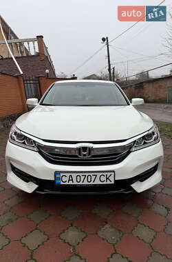 Седан Honda Accord 2016 в Умани
