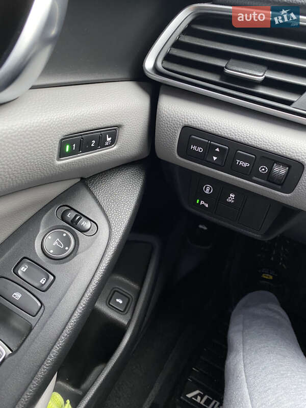 Седан Honda Accord 2017 в Житомире