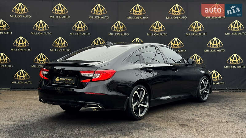 Седан Honda Accord 2020 в Киеве