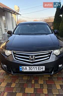 Седан Honda Accord 2008 в Бершаді