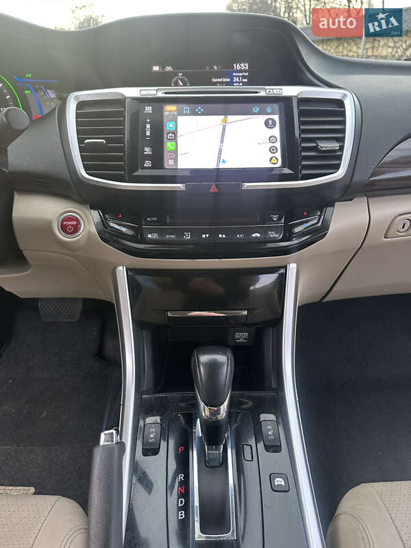 Седан Honda Accord 2016 в Львове