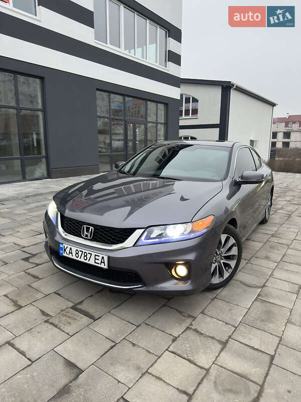 Купе Honda Accord 2013 в Киеве фото 34 Купе Honda Accord 2013 в Киеве