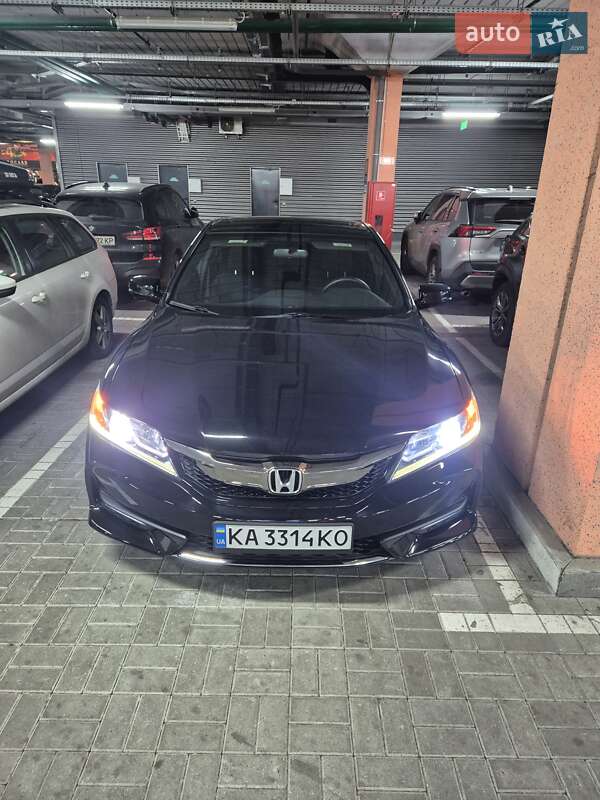Купе Honda Accord 2017 в Києві