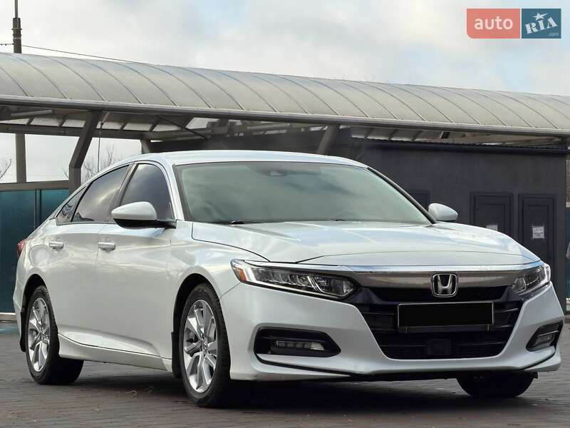 Honda Accord 2019
