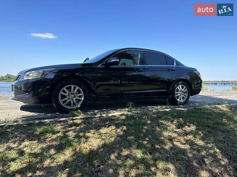 Седан Honda Accord 2008 в Дніпрі